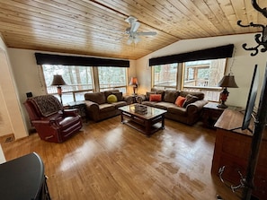 Living Room (1)