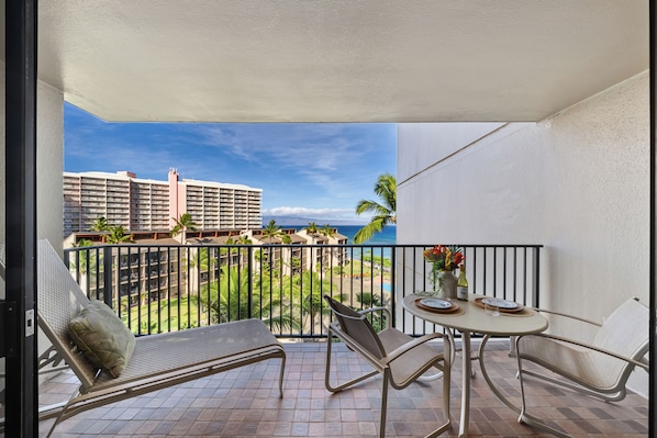 Kaanapali Shores 709 Furnished lanai with ocean and neighbor island views