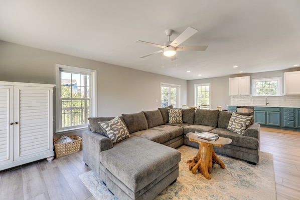 Milton Vacation Rental | 3BR | 3BA | 1,600 Sq Ft | 19 Steps to Enter