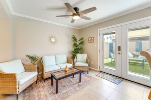 Sitting Room | 1st Floor | Free WiFi