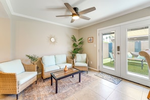 Sitting Room | 1st Floor | Free WiFi