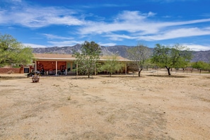 Single-Story House | Self Check-In | 7 Mi to the Preserve Golf Club