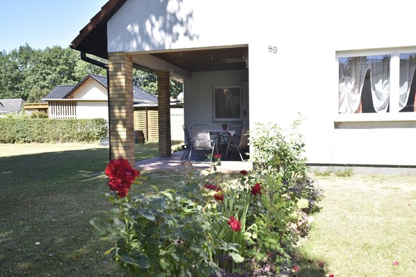 Holiday Home Exterior [summer]