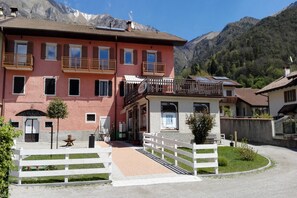 Extérieur maison de vacances [été]