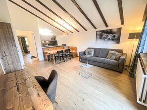 Bois, Sol, Meubles, Sol, Plafond, Design Intérieur, Parquet, PiÚce, Domicile, Canapé
