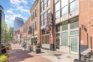 The building is right next to Broadway with some of Nashville's premier Honky-Tonks right across the street!