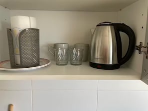 Kaffee und/oder Kaffeemaschine