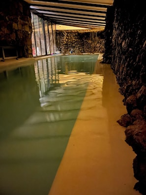 プール