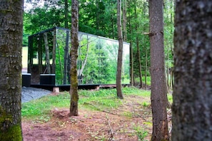Unique Glass Cabin with Private Hot Tub & Forest Views – Windham, NY