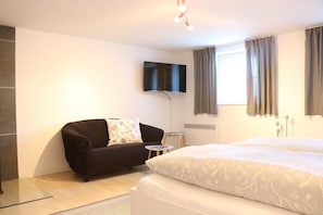 Ferienwohnung-Ferienwohnung Weiß