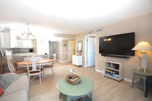 ATLANTIS 505-LIVING-AREA