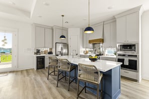 Sleek appliances and thoughtful extras—just like home.