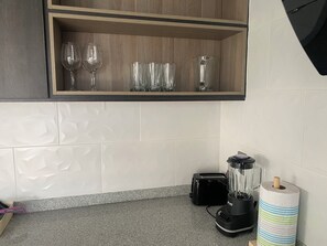Kaffee und/oder Kaffeemaschine