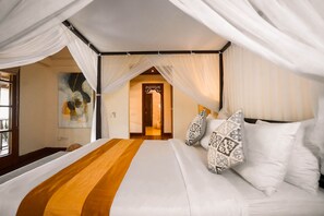 Master bedroom 1st floor