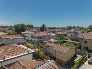 Gebäude, Wohngebiet, Zuhause, Haus, Dach, Nachbarschaft, Die Architektur, Vorort, Urban Design, Menschliche Siedlung