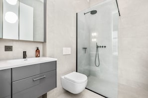Ensuite Bathroom in the master bedroom