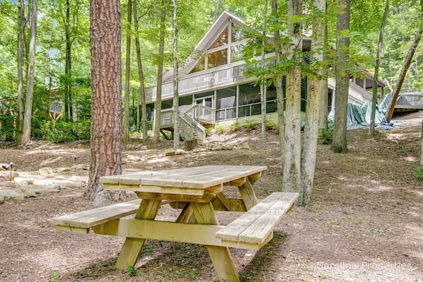 Welcome to Golden Creek Cabin!