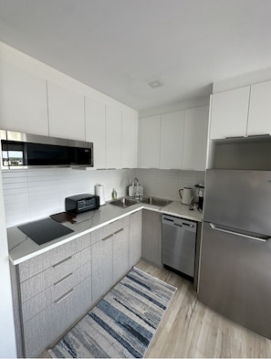 Kitchen & Appliances