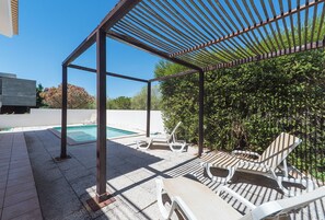 Vista Exterior - Piscina