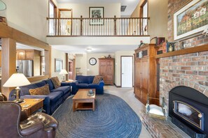 Relax with friends, snooze on the sofa, or watch some TV in comfort.