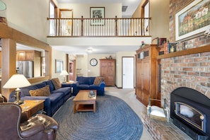 Relax with friends, snooze on the sofa, or watch some TV in comfort.