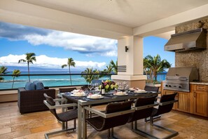 Gather for an island-inspired meal overlooking Maui?s sparkling waters Hale-Moana-At-Montage-Kapalua-Bay