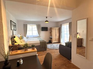 Ferienwohnung Kathi 32qm mit Balkon-2_4