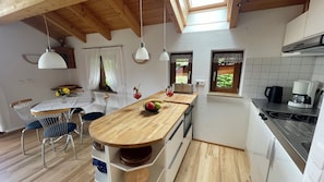 Ferienwohnung für 2 Personen im OG, 46 qm, 1 Schlafzimmer, 1 Wohnküche-Küche