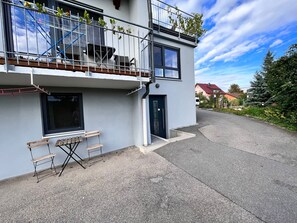 Eingangsbereich und Sitzecke