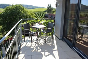 Balkon | Doppelzimmer 2/1