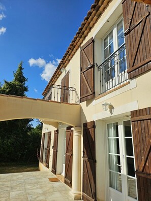 Exterior detail