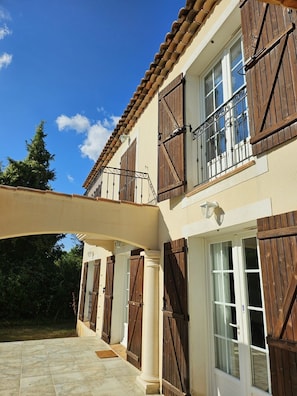 Exterior detail