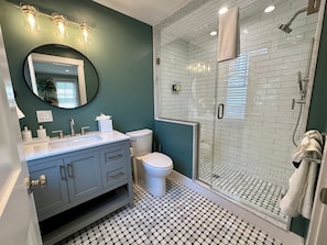 Unit 1 Bathroom
