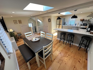 Unit 2 Full Kitchen & Dining