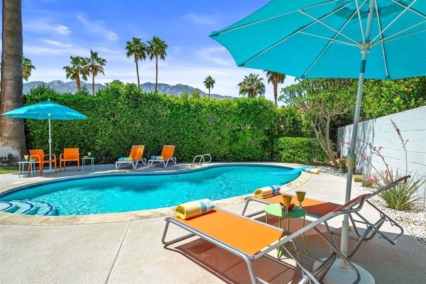 Chateau Palm Springs  Stylish Mid-century Home With Pool, Piano, Views & Citrus Trees - Palm Springs, CA