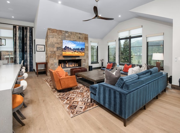 Living Room w/ Fireplace
