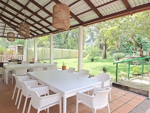 Outdoor dining