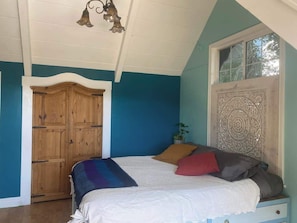 Bedroom #1