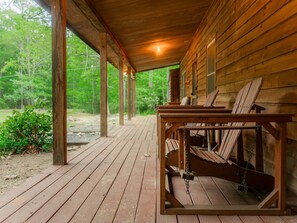 Front Covered Porch of Creekside Cabin