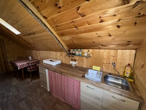 Kitchenette