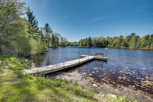 Medford Vacation Rental | 2BR | 1BA | 784 Sq Ft | 1 Step to Enter