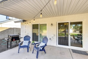 House Exterior | Covered Patio | Dining Area | Charcoal Grill