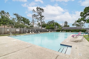 Wilcrest Walk Townhomes | Community Amenities