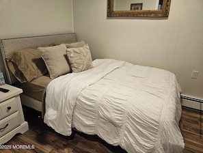 Full bed Bedroom #1