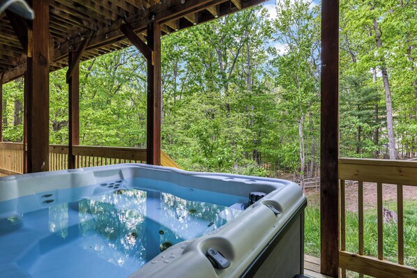 Bain à remous extérieur