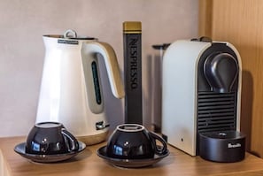 Kaffe och/eller kaffebryggare