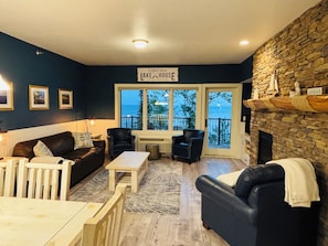 Cozy evenings overlooking Lake Superior