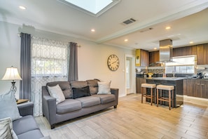 Living Room | Single-Story Home | Central A/C & Heating | Flat-Screen TV