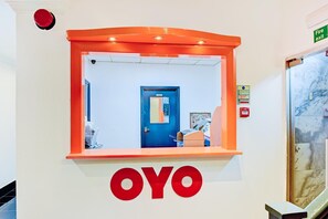Entrance / Reception