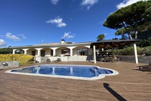 Piscine maison de vacances